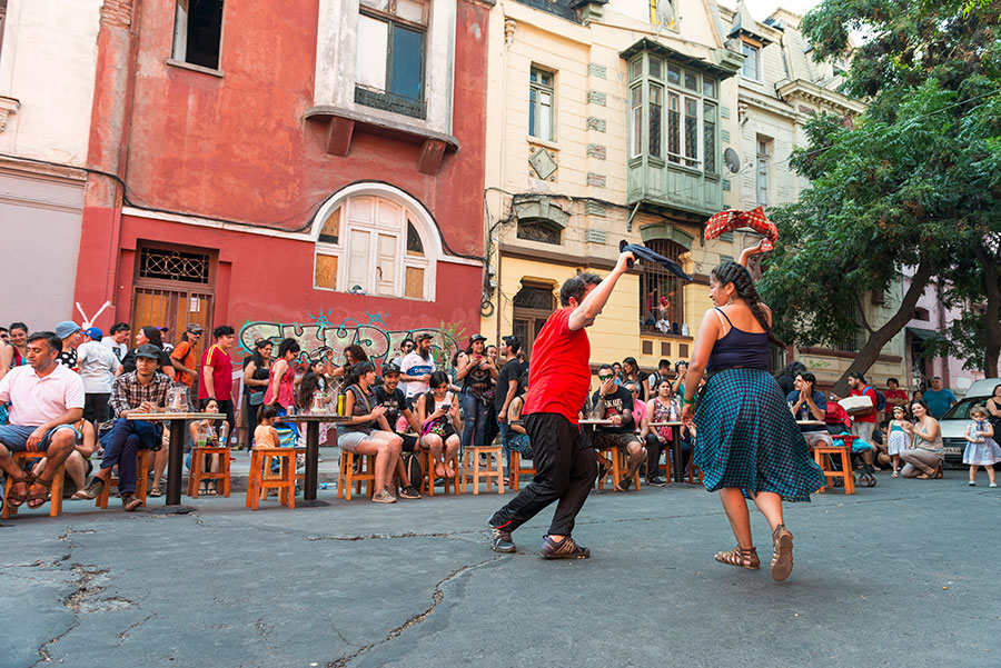 barrio-yungay-turismo-santiago-disfruta